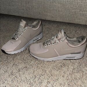 Nike Sneakers in Taupe and White